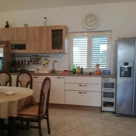 By The Sea Necujam, Solta - 21776 Grohote